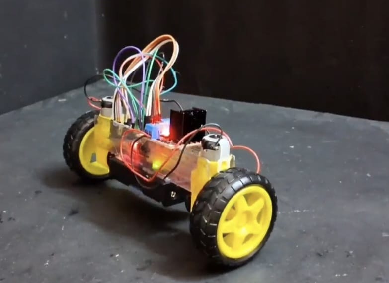 Automatic Balance System for 2-Wheel Bot Using 3-Axis Gyroscope